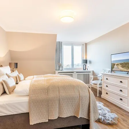 Apartment Kliffsand 17 Urlauben Unter Reet Mit Meerblick In Kampen, Sylt